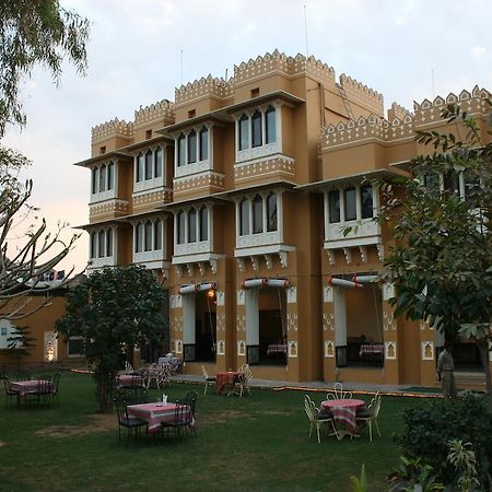 Hotel Pratap Palace Chittorgarh Eksteriør bilde