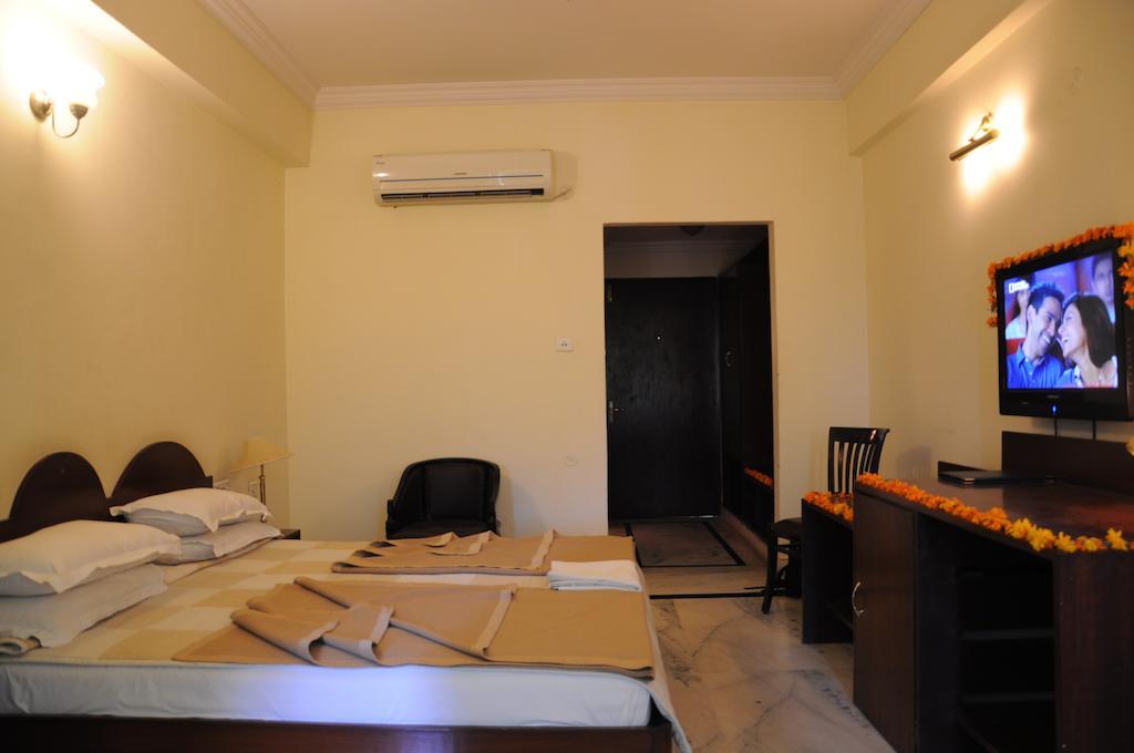 Hotel Pratap Palace Chittorgarh Rom bilde